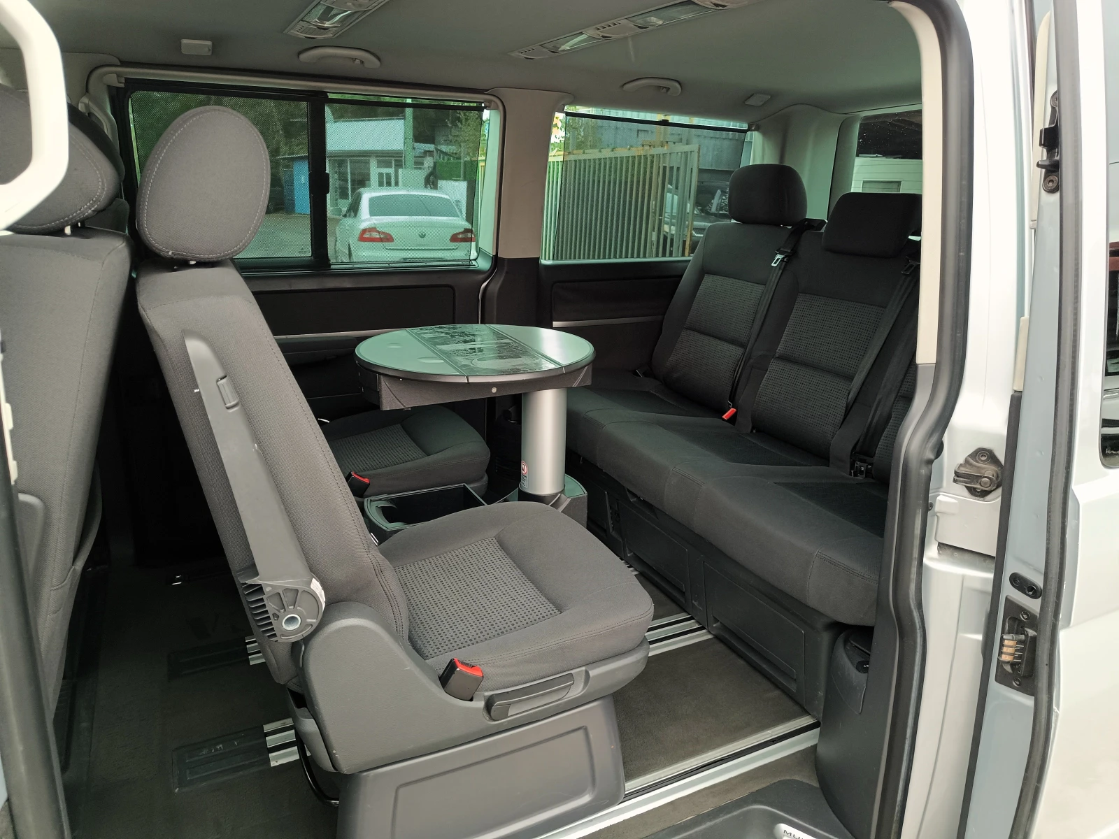 VW Multivan 2.5 TDi* 4 Motion* 6+ 1* НОВ ВНОС*  | Mobile.bg — изображение 15