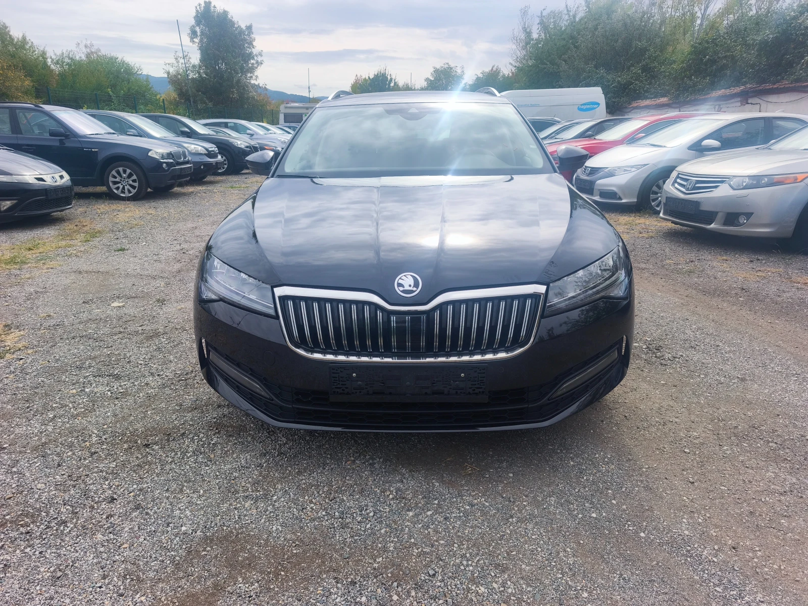 Skoda Superb 2.0 tdi face lift - изображение 2