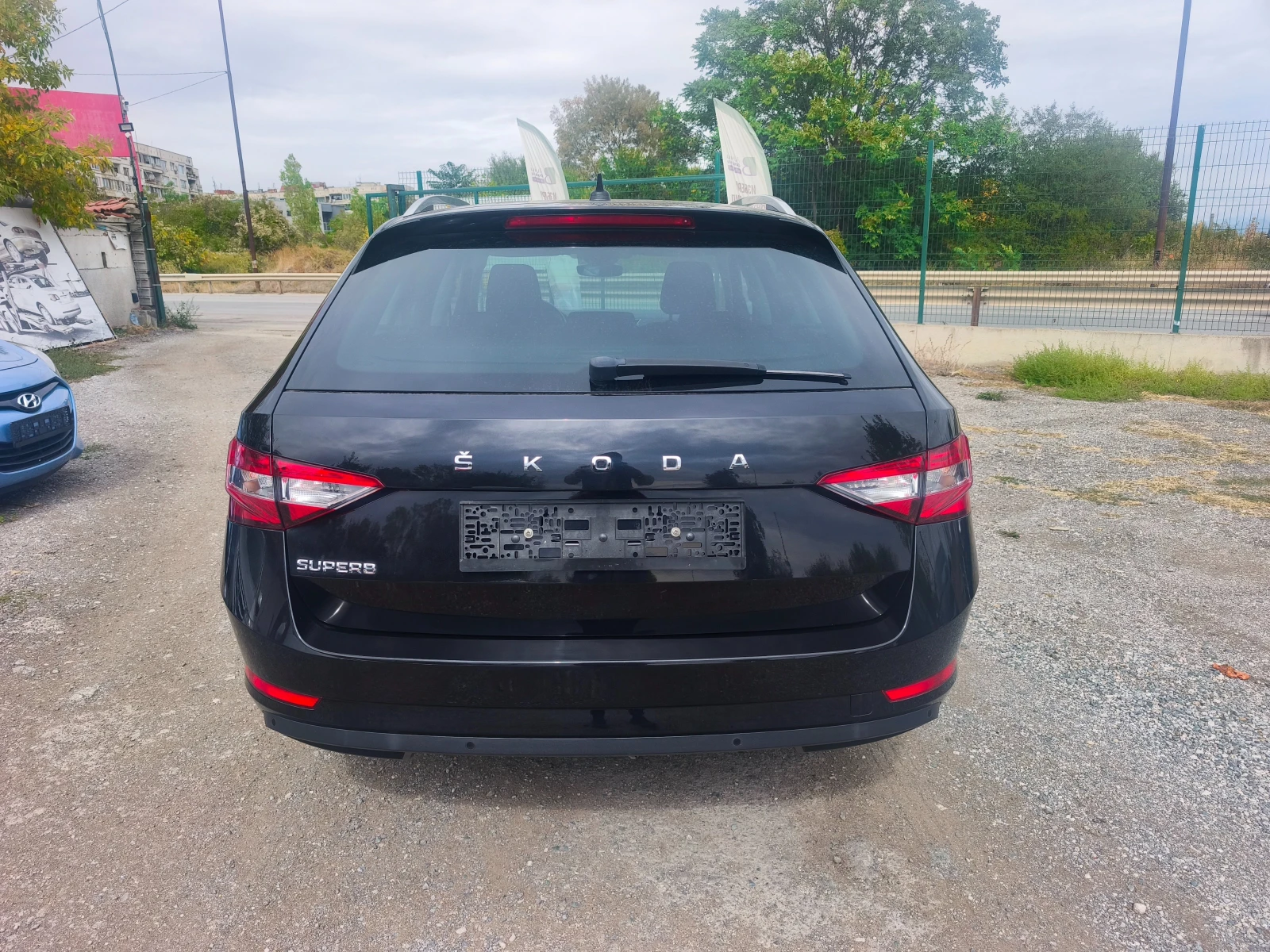 Skoda Superb 2.0 tdi face lift - изображение 5