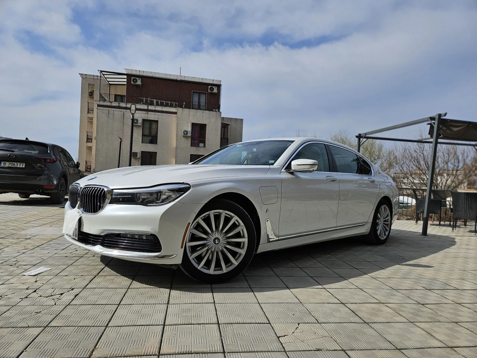 BMW 740 740е Xdrive  - изображение 2