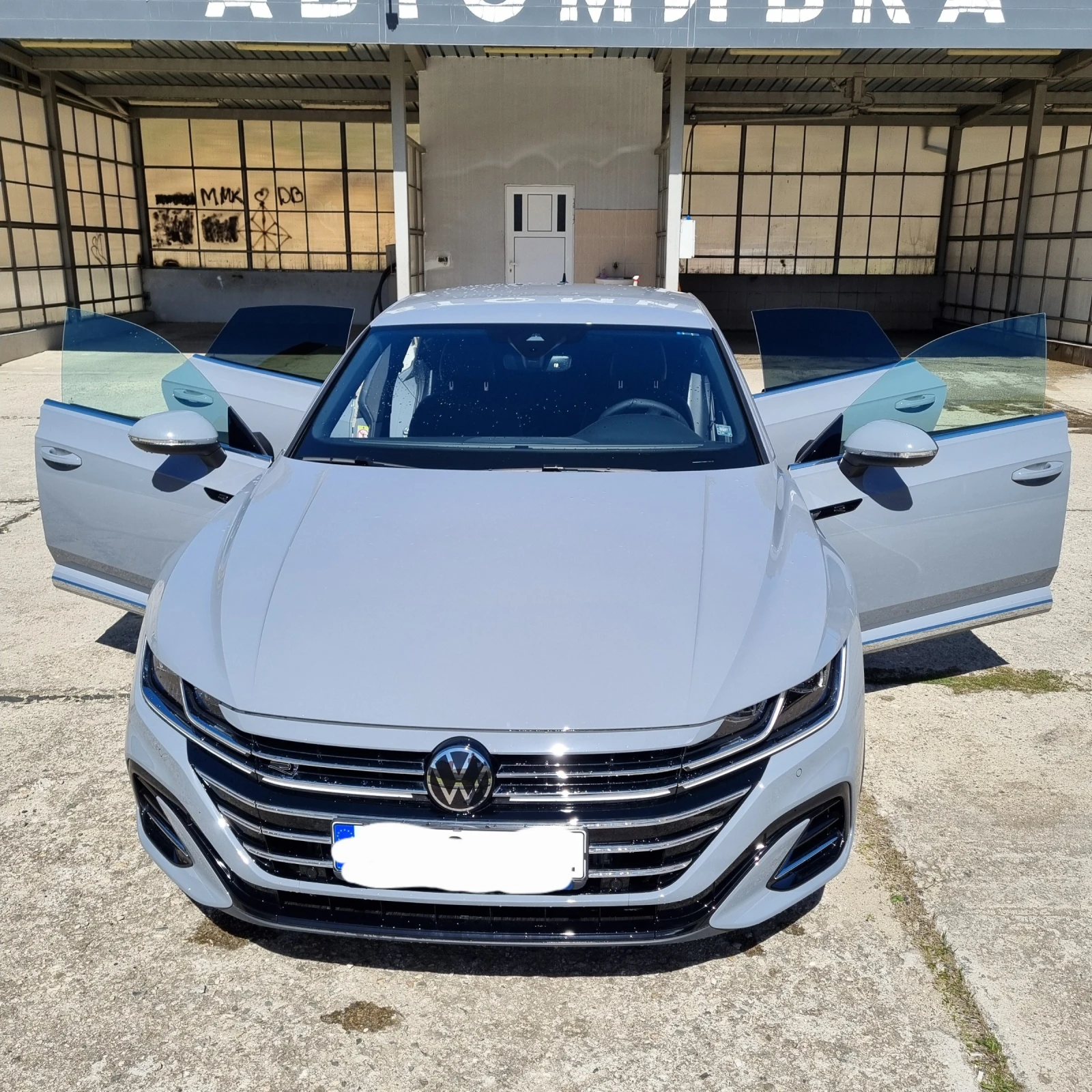 VW Arteon R-Line 2.0 TSI OPF DSG - изображение 3