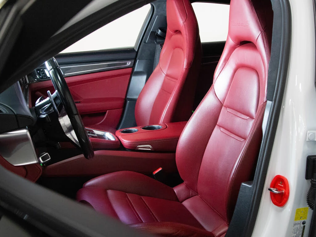 Porsche Panamera, снимка 16 - Автомобили и джипове - 53814616