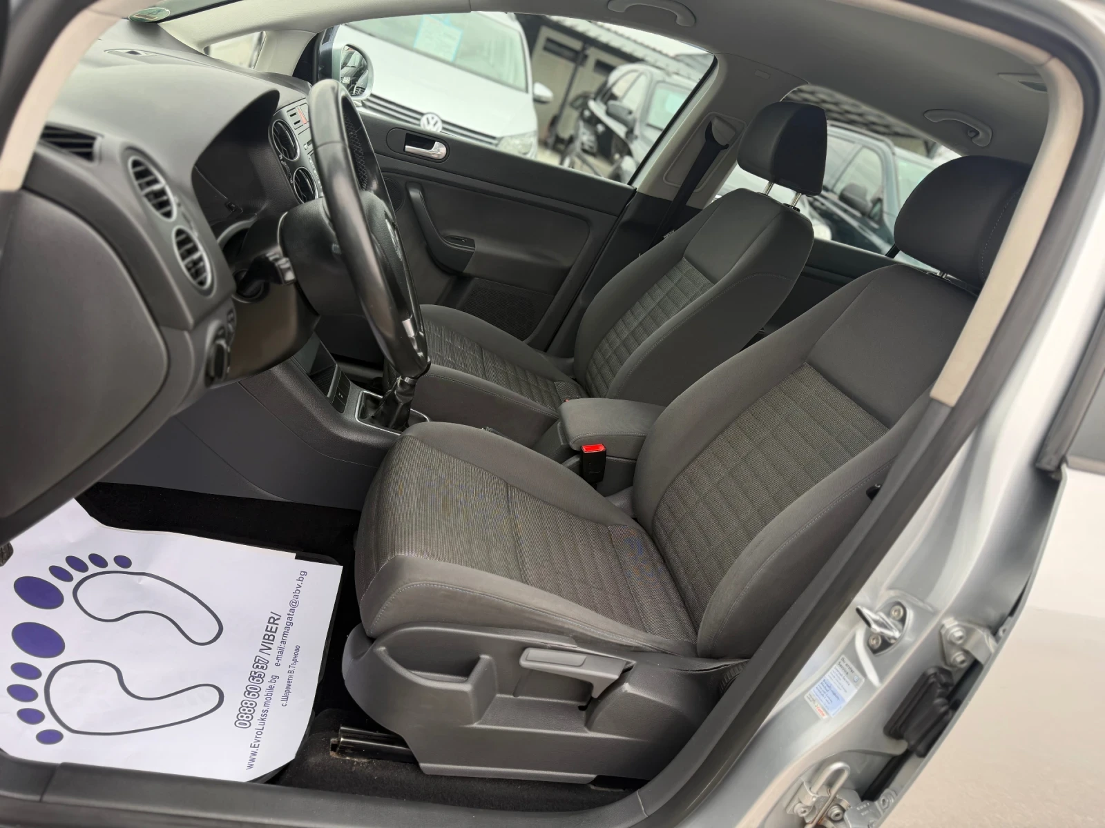 VW Golf Plus 1.9TDI 105кс КЛИМАТРОНИК, снимка 11 - Автомобили и джипове - 53888655