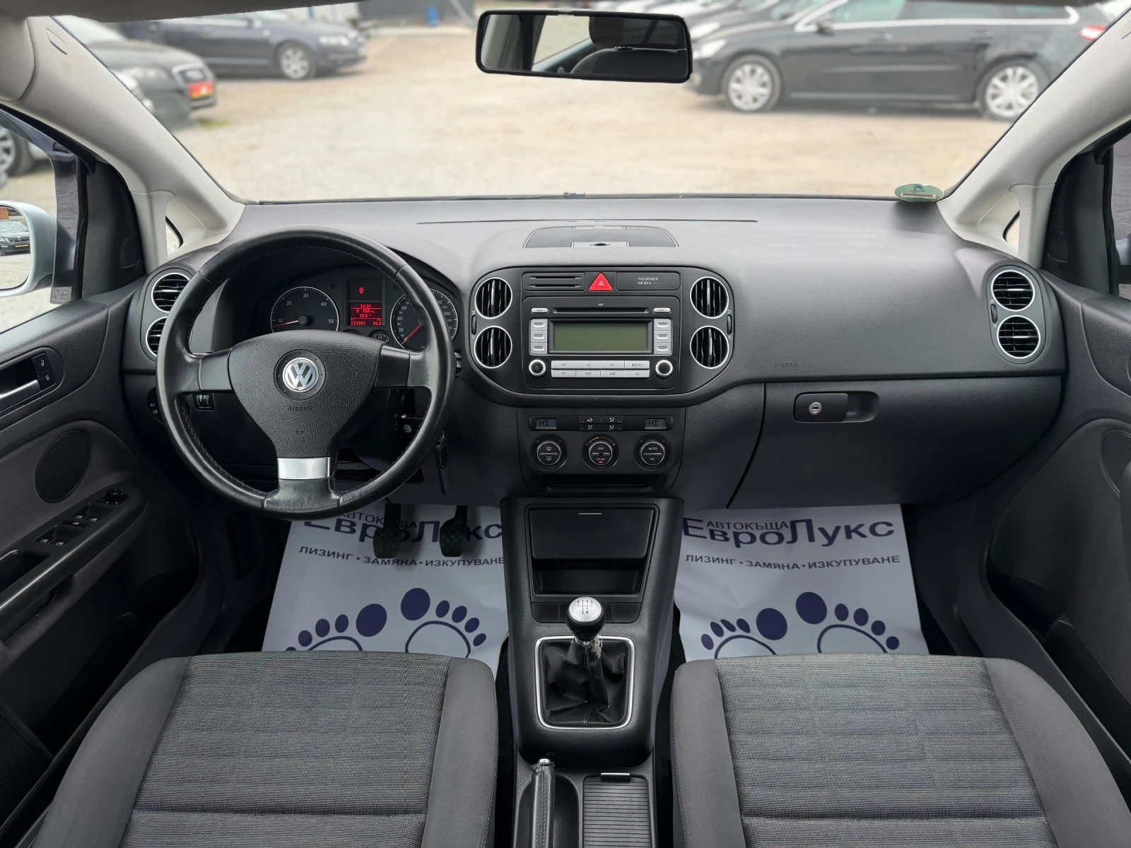 VW Golf Plus 1.9TDI 105кс КЛИМАТРОНИК, снимка 9 - Автомобили и джипове - 53888655