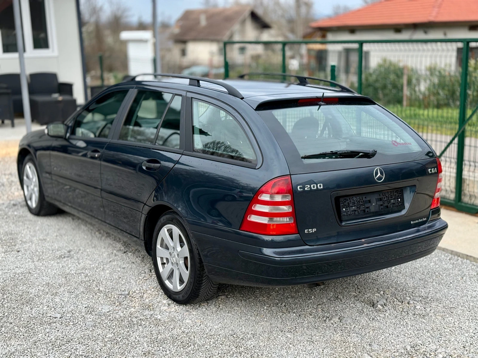 Mercedes-Benz C 200 2.2CDI* БЕЛГИЯ* МАЛКО КИЛОМЕТРИ* ПЪЛНА ИСТОРИЯ, снимка 6 - Автомобили и джипове - 54000407