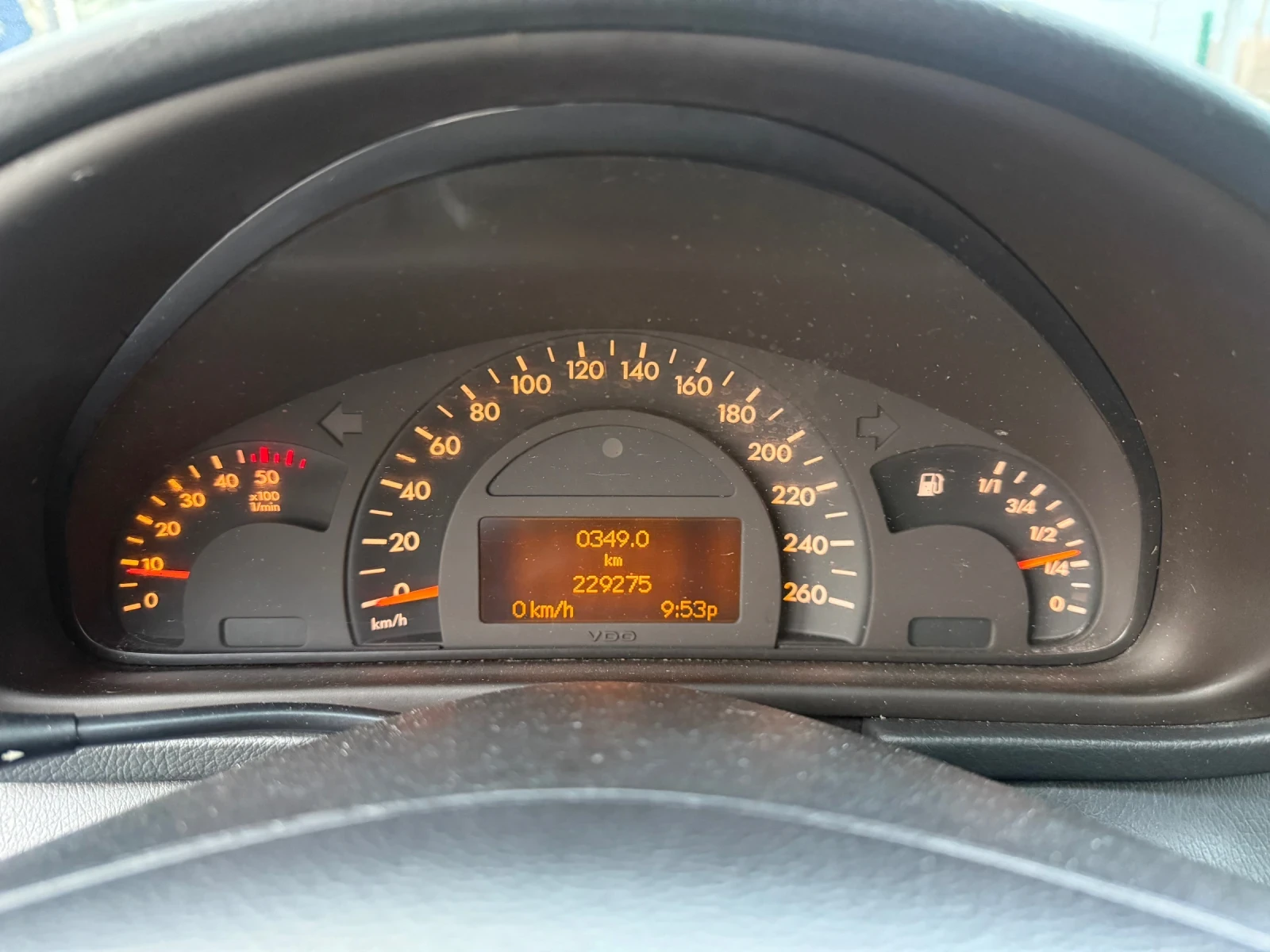 Mercedes-Benz C 200 2.2CDI* БЕЛГИЯ* МАЛКО КИЛОМЕТРИ* ПЪЛНА ИСТОРИЯ, снимка 13 - Автомобили и джипове - 54000407