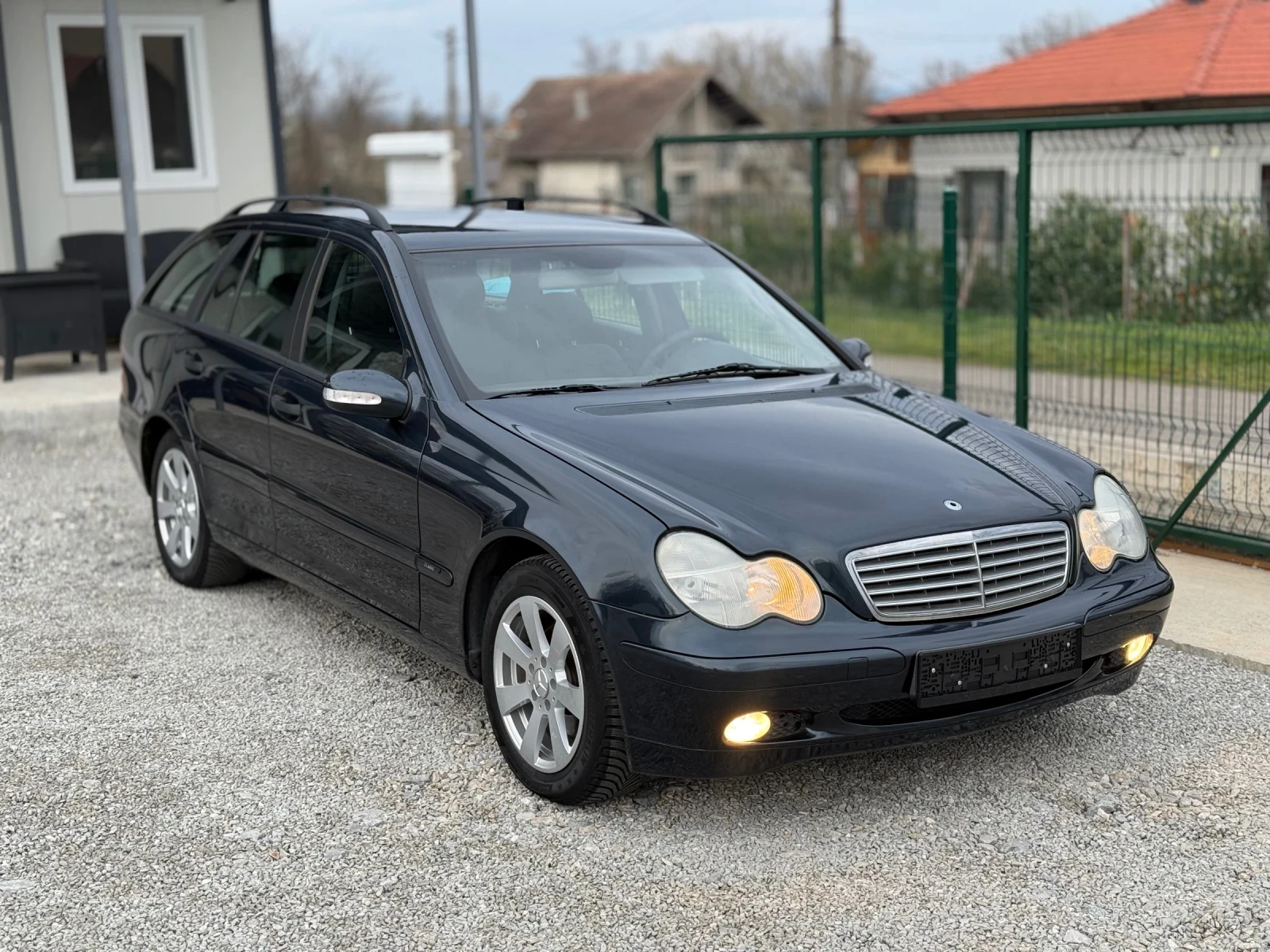 Mercedes-Benz C 200 2.2CDI* БЕЛГИЯ* МАЛКО КИЛОМЕТРИ* ПЪЛНА ИСТОРИЯ