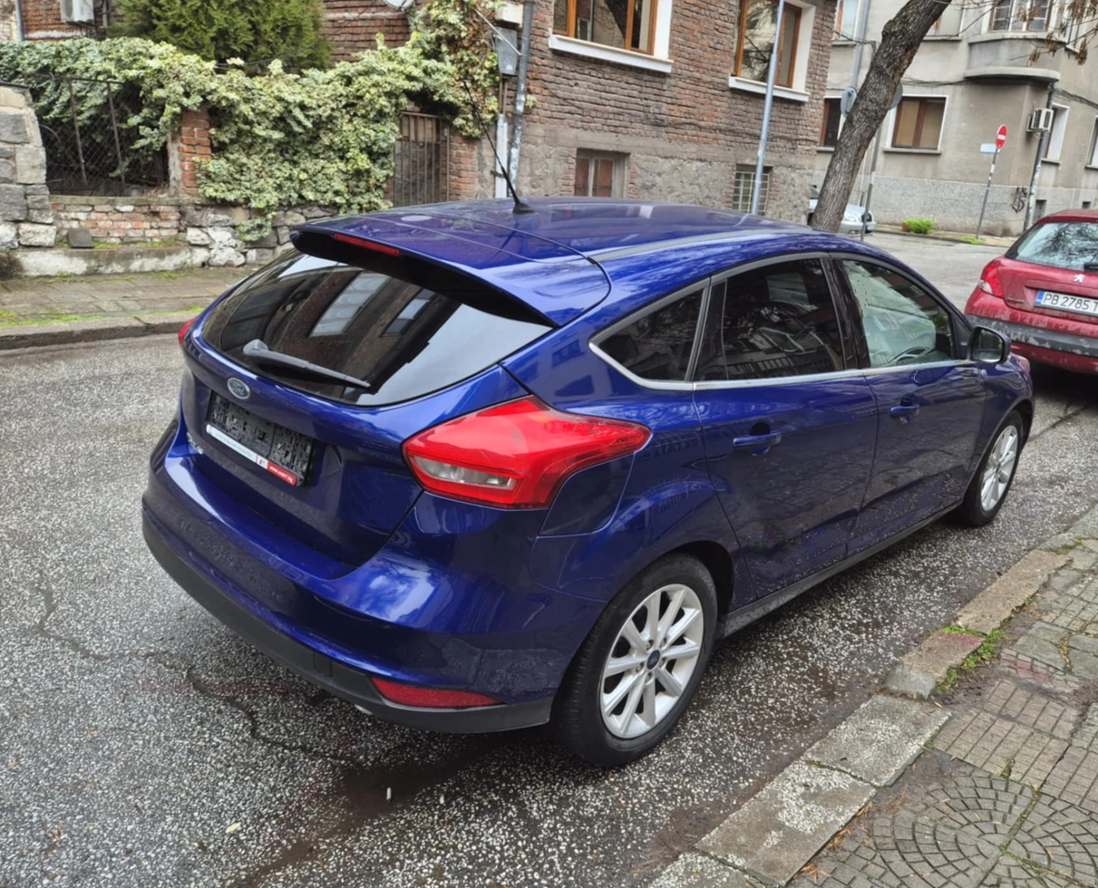 Ford Focus 1.6i 120hp Gaz Navi, снимка 2 - Автомобили и джипове - 54324747