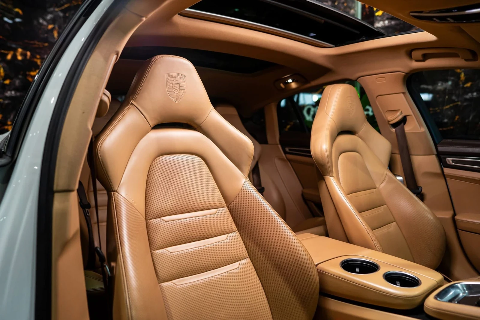 Porsche Panamera 4.0D V8 4S GTS PACK LED BOSE ПАНО ЛИЗИНГ 100%, снимка 14 - Автомобили и джипове - 54446920