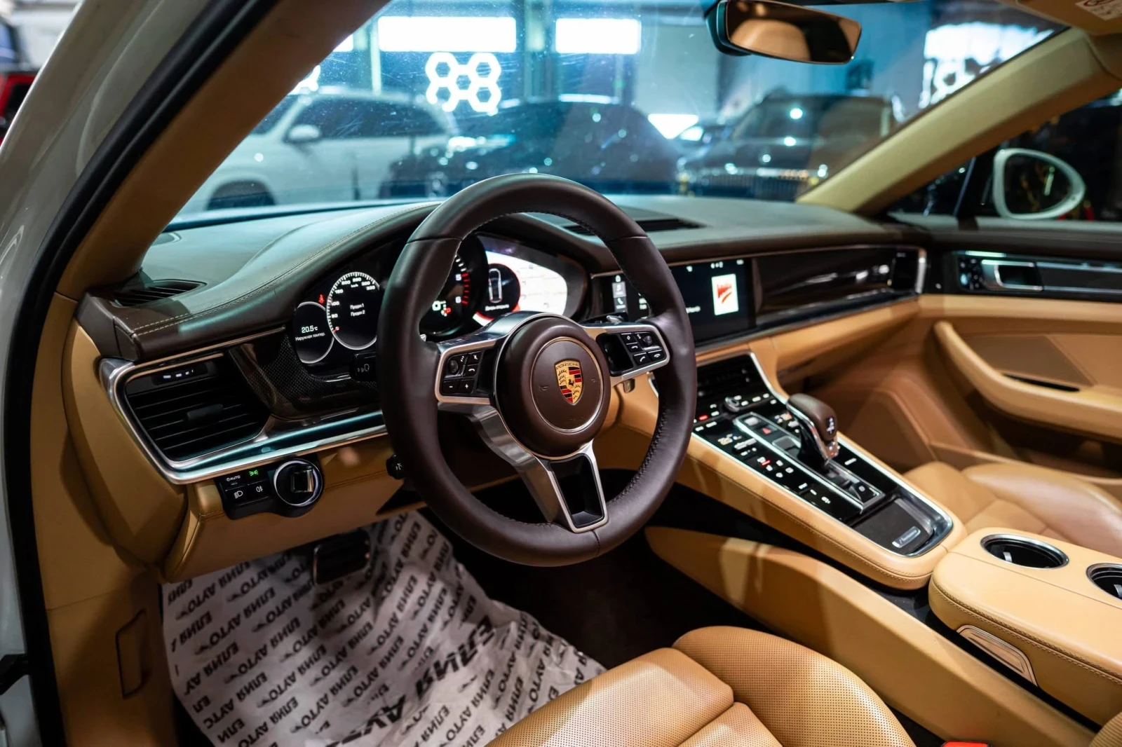 Porsche Panamera 4.0D V8 4S GTS PACK LED BOSE ПАНО ЛИЗИНГ 100%, снимка 12 - Автомобили и джипове - 54446920