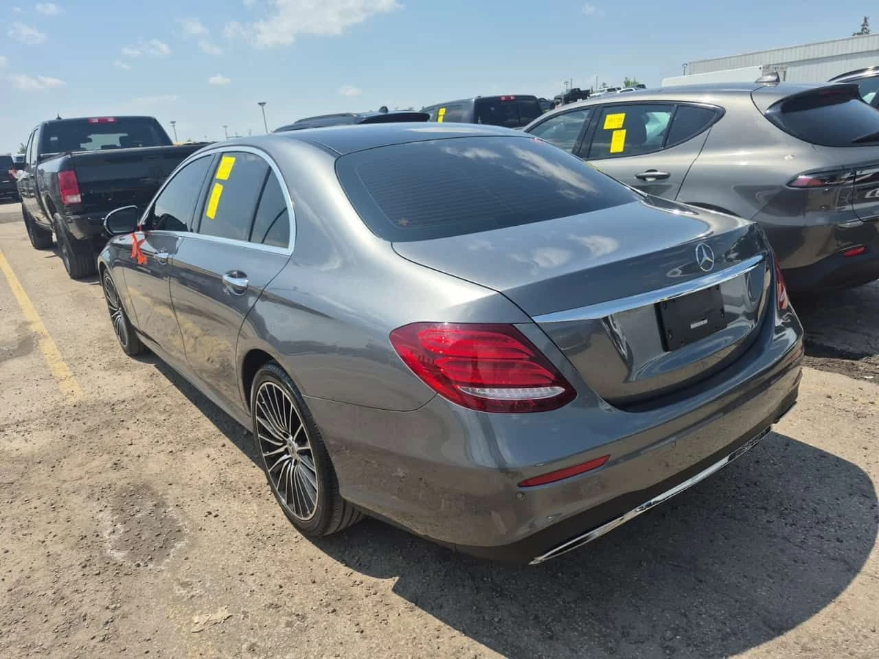 Mercedes-Benz E 300 АМГ ПАКЕТ/ПАНО/Burmeste/ПОДГРЕВ/CARFAX/ФИНАНСИРАНЕ, снимка 4 - Автомобили и джипове - 54635979
