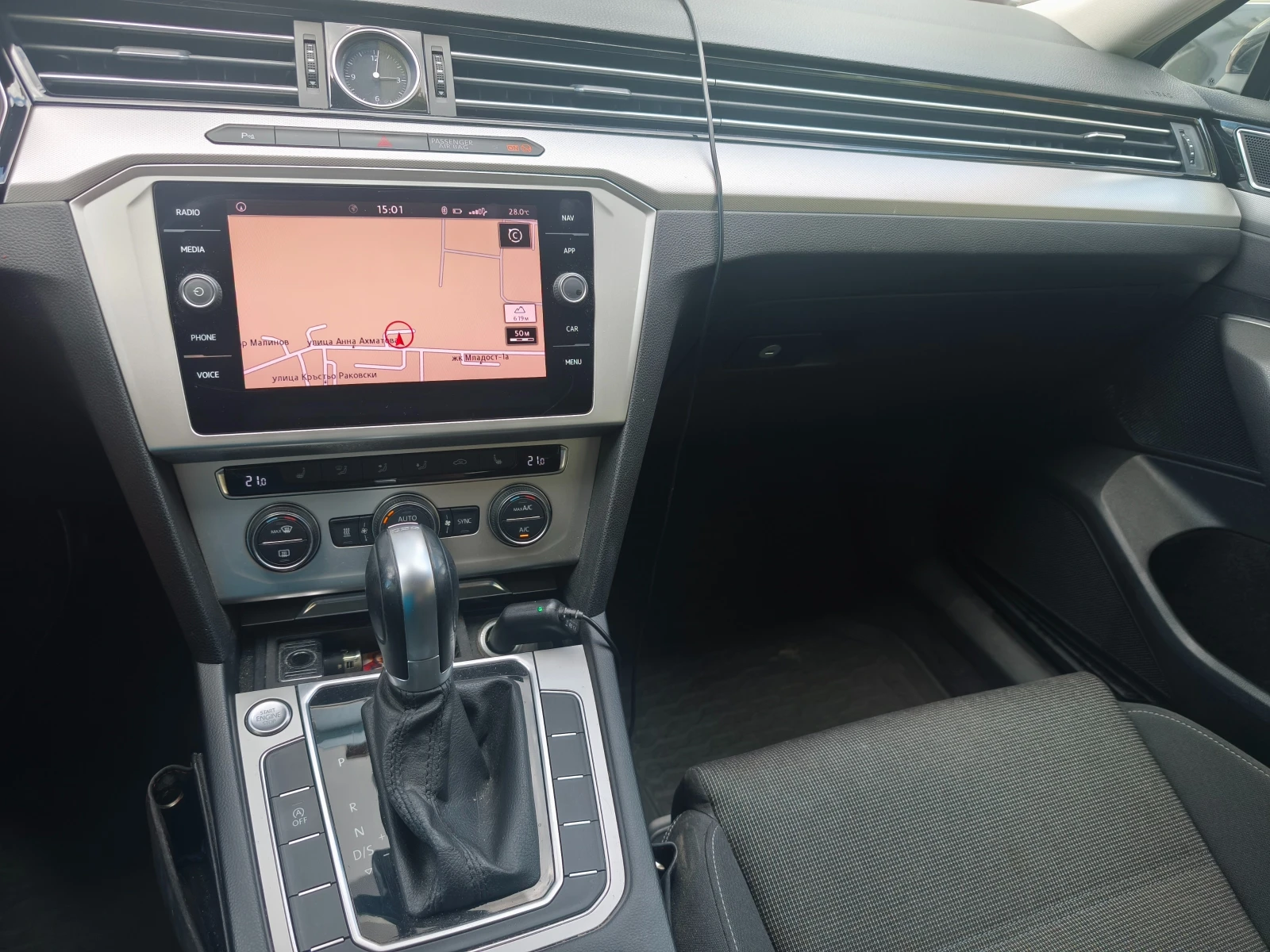 VW Passat, снимка 8 - Автомобили и джипове - 54682079