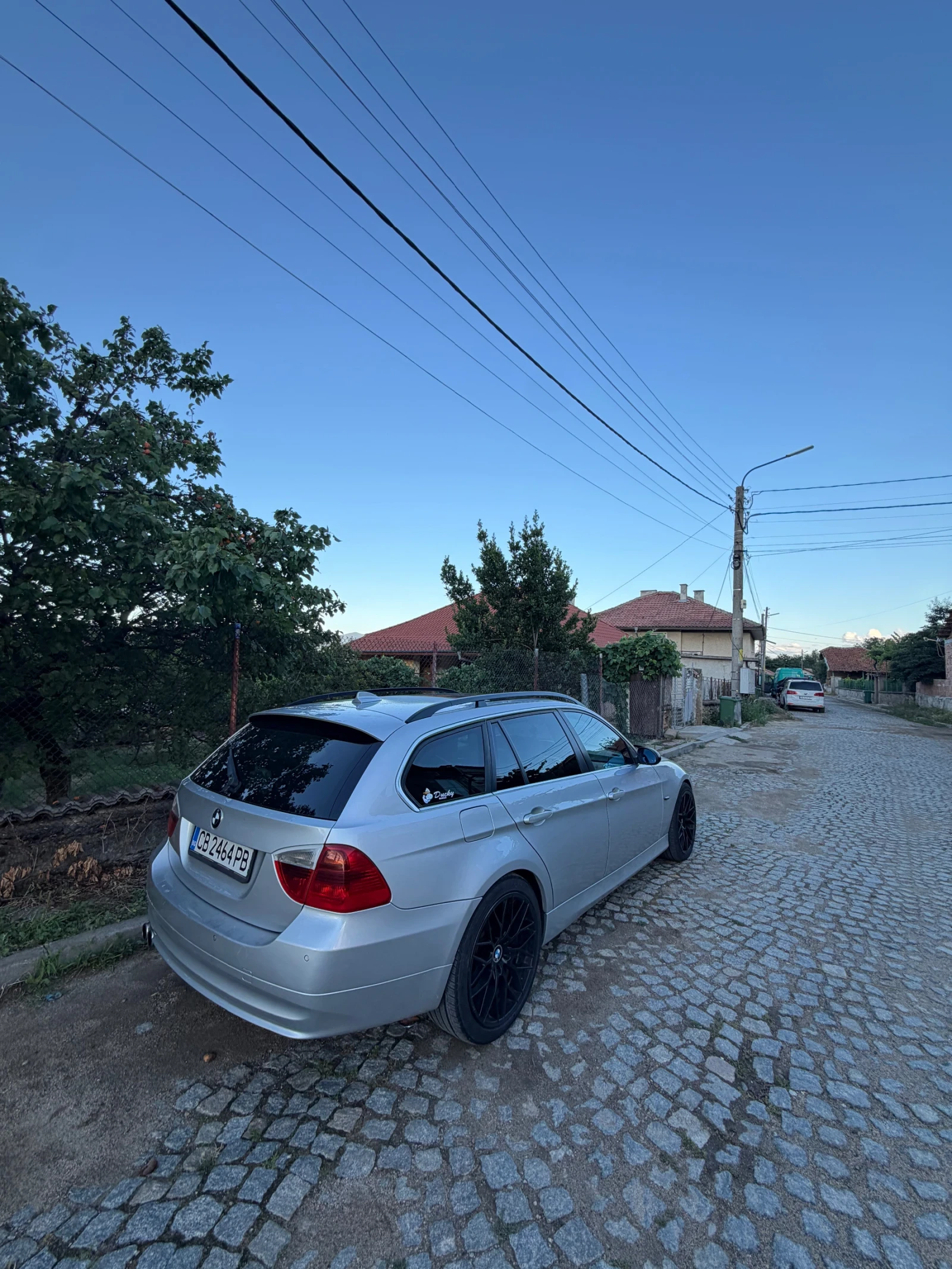 BMW 330, снимка 3 - Автомобили и джипове - 55272468
