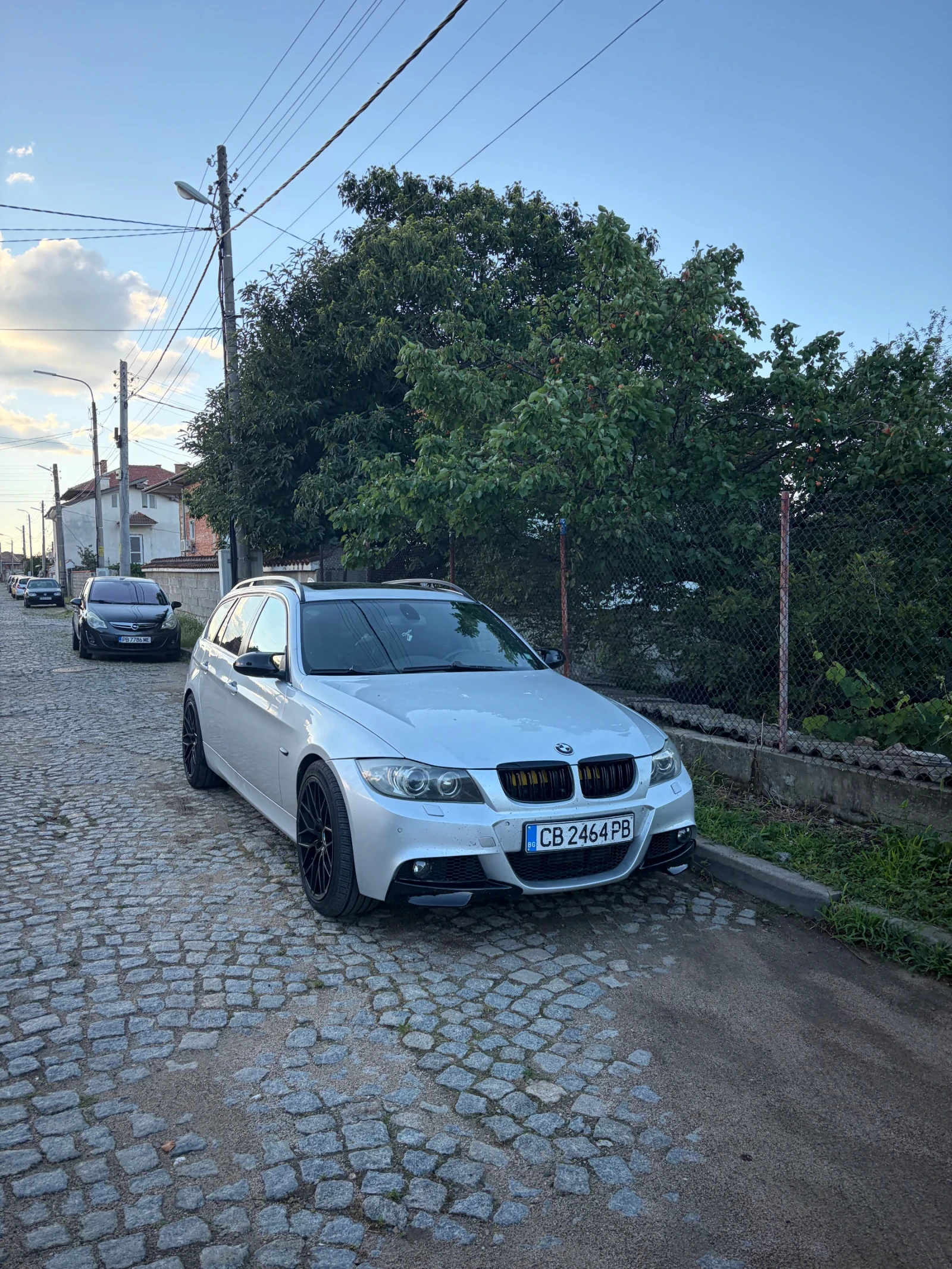 BMW 330, снимка 5 - Автомобили и джипове - 55272468