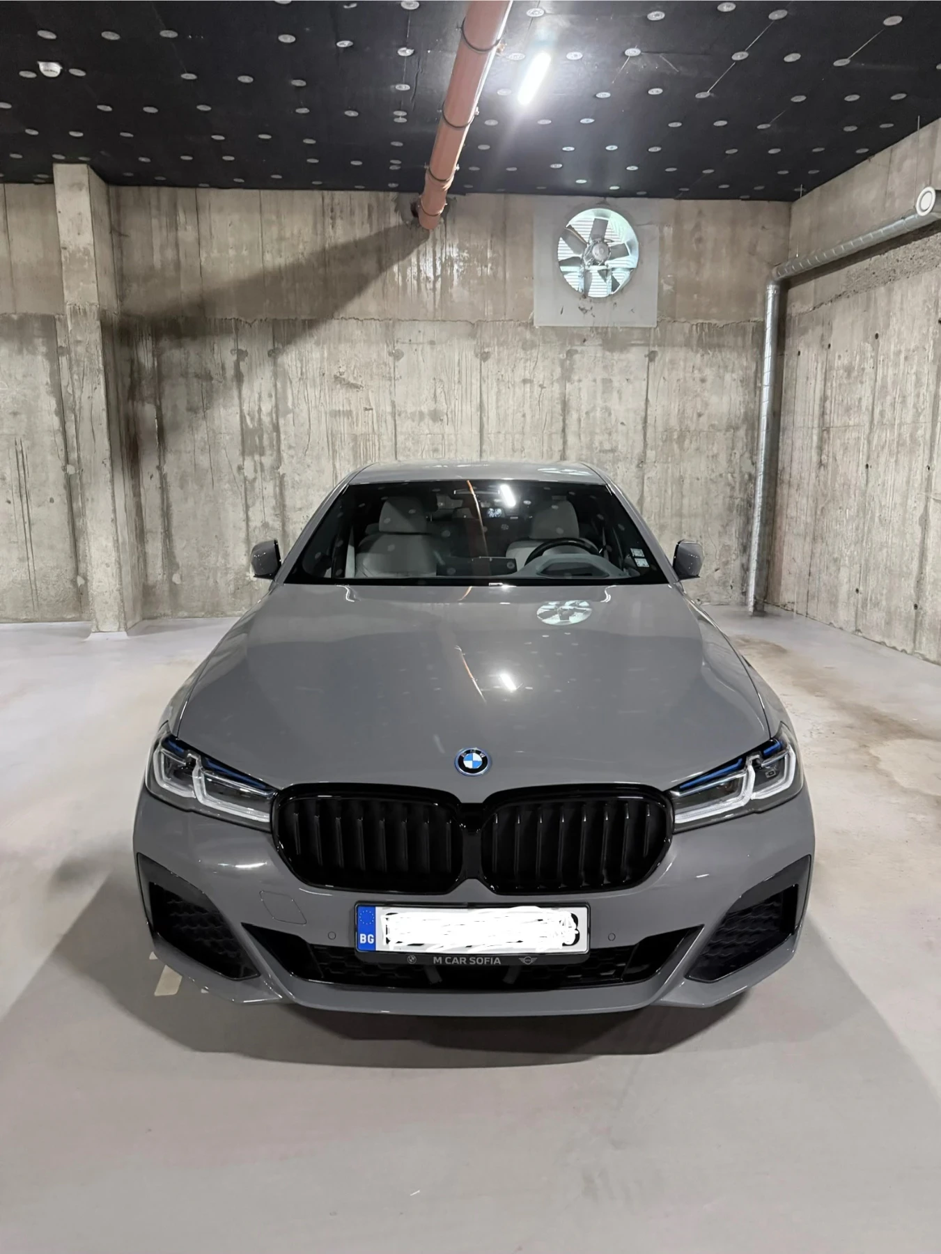 BMW 530E