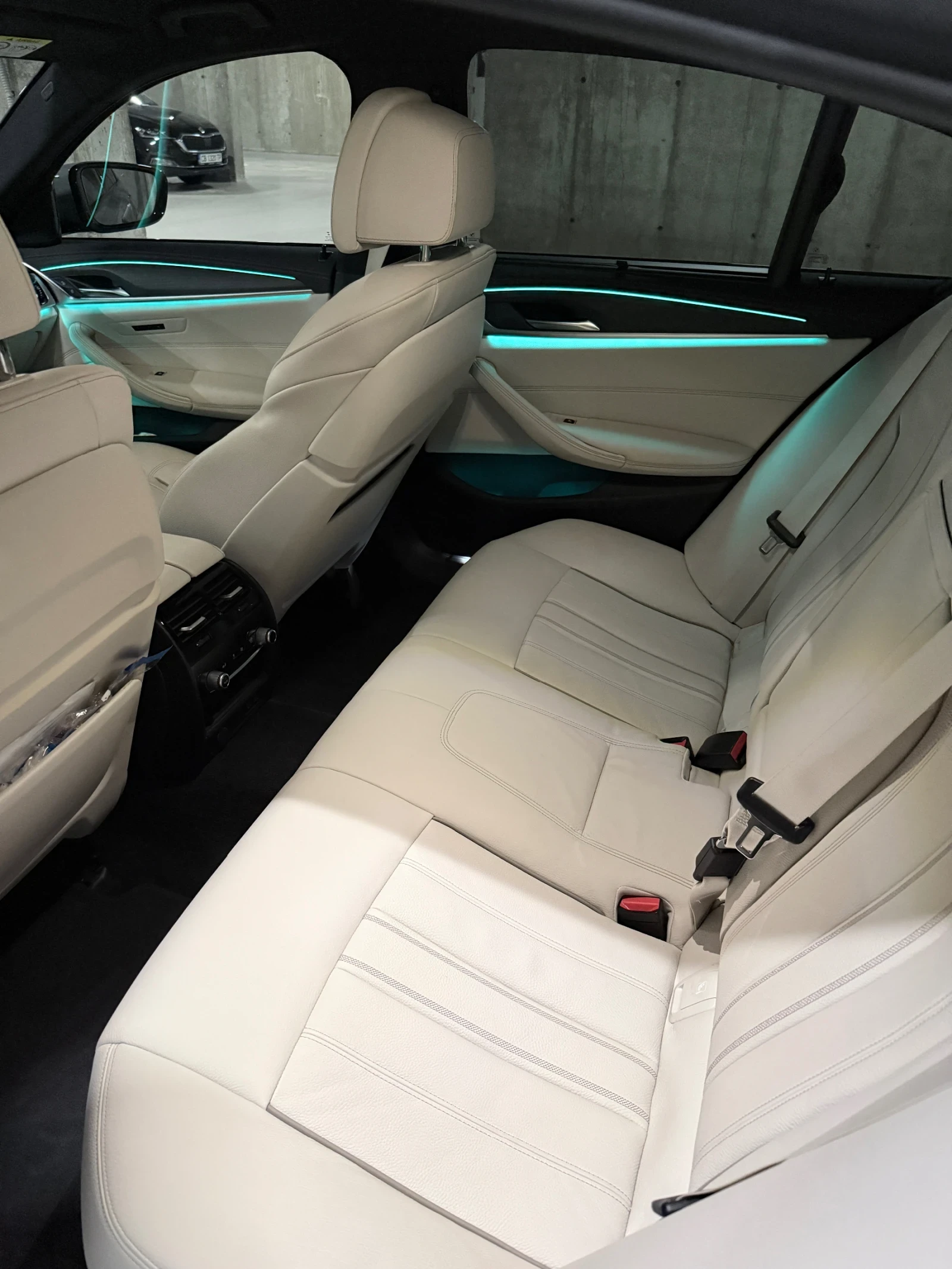 BMW 530E, снимка 8 - Автомобили и джипове - 55419602