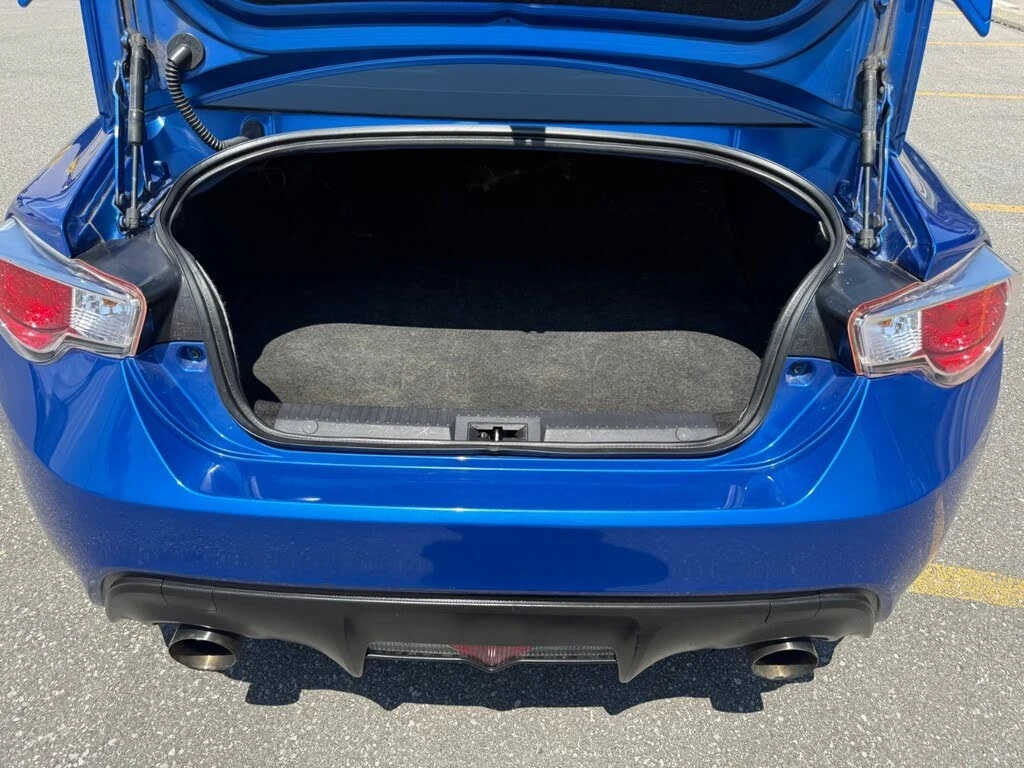 Subaru BRZ * Manual* RWD* KEYLESS* Camera* ПОДГРЕВ* , снимка 5 - Автомобили и джипове - 55432461