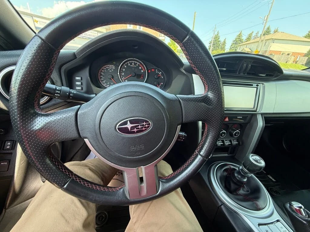 Subaru BRZ * Manual* RWD* KEYLESS* Camera* ПОДГРЕВ* , снимка 10 - Автомобили и джипове - 55432461