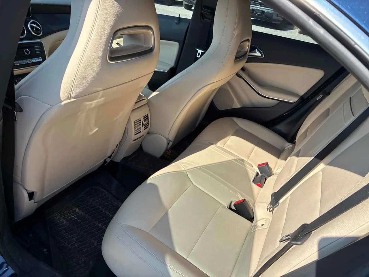 Mercedes-Benz CLA 250 4MATIC * ГЛАВНО ПРЕДСТАВИТЕЛСТВО НА FOR* , снимка 12 - Автомобили и джипове - 55569847