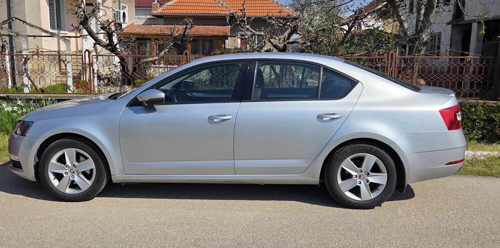 Skoda Octavia Амбишън , снимка 9 - Автомобили и джипове - 55619281