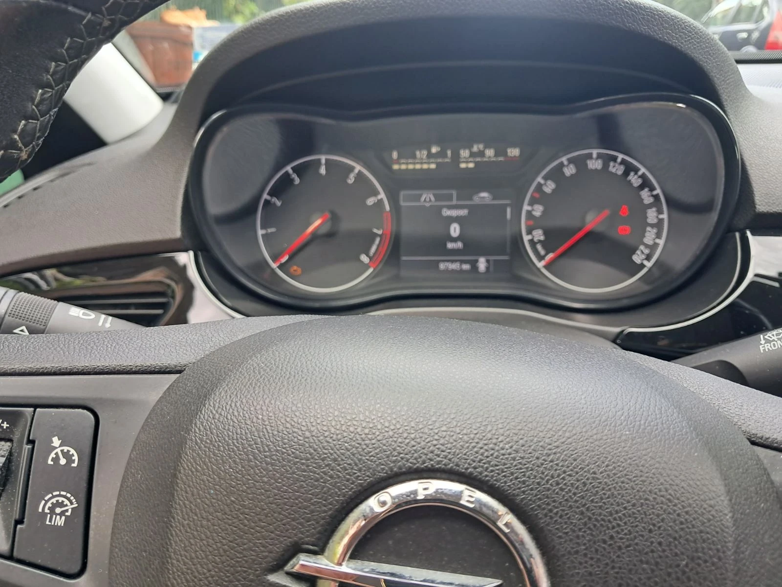 Opel Corsa, снимка 8 - Автомобили и джипове - 55694474