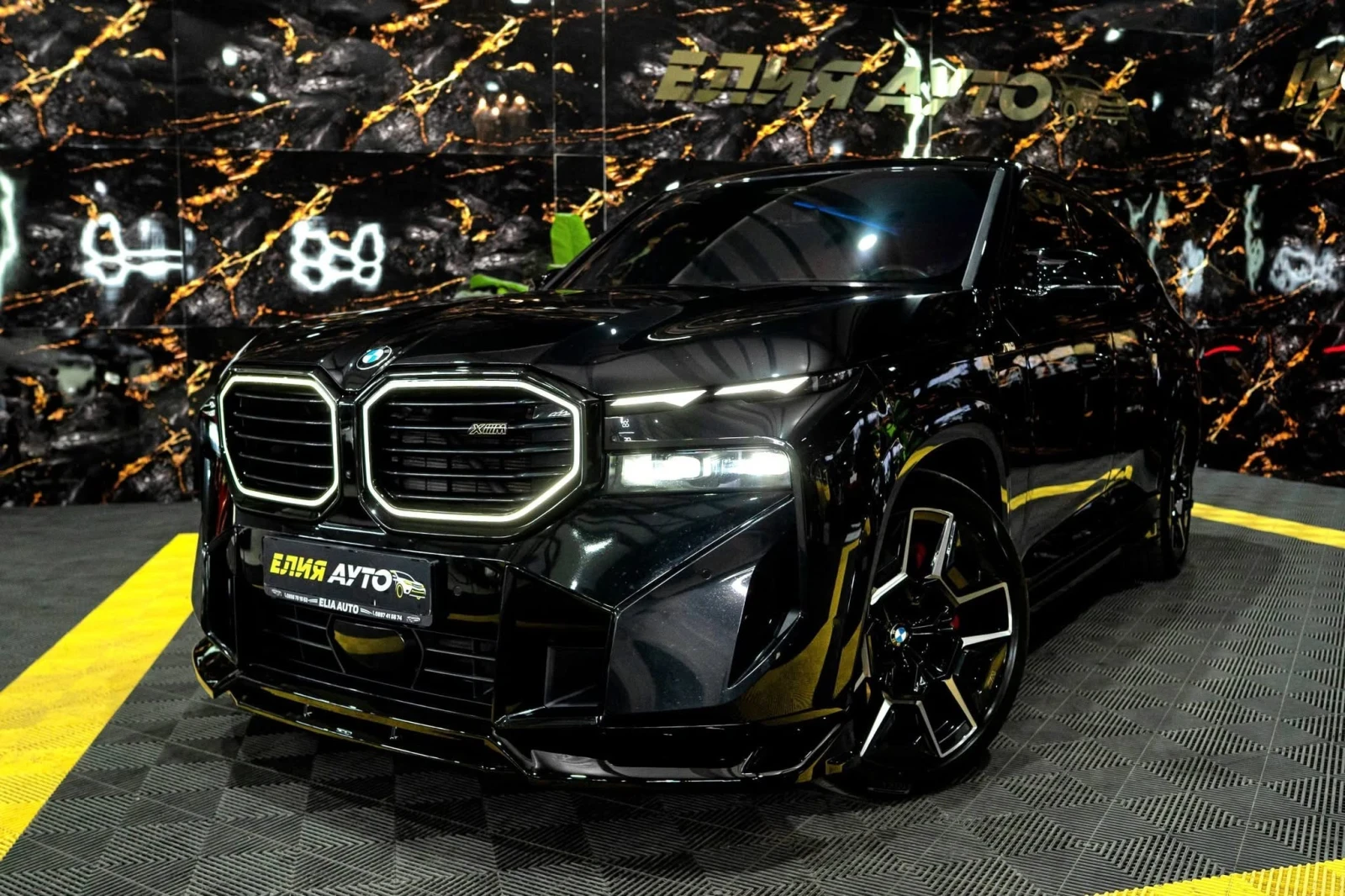 BMW XM 4.4 V8 INDIVIDUAL LED CARBON B&W ЛИЗИНГ 100%