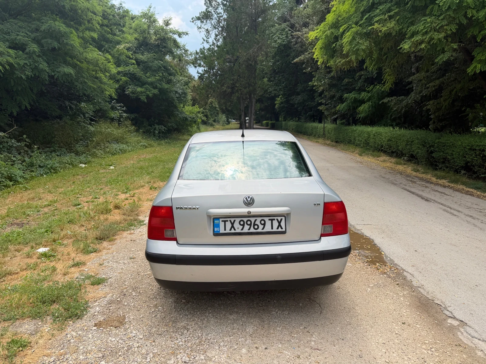 VW Passat, снимка 2 - Автомобили и джипове - 56295055