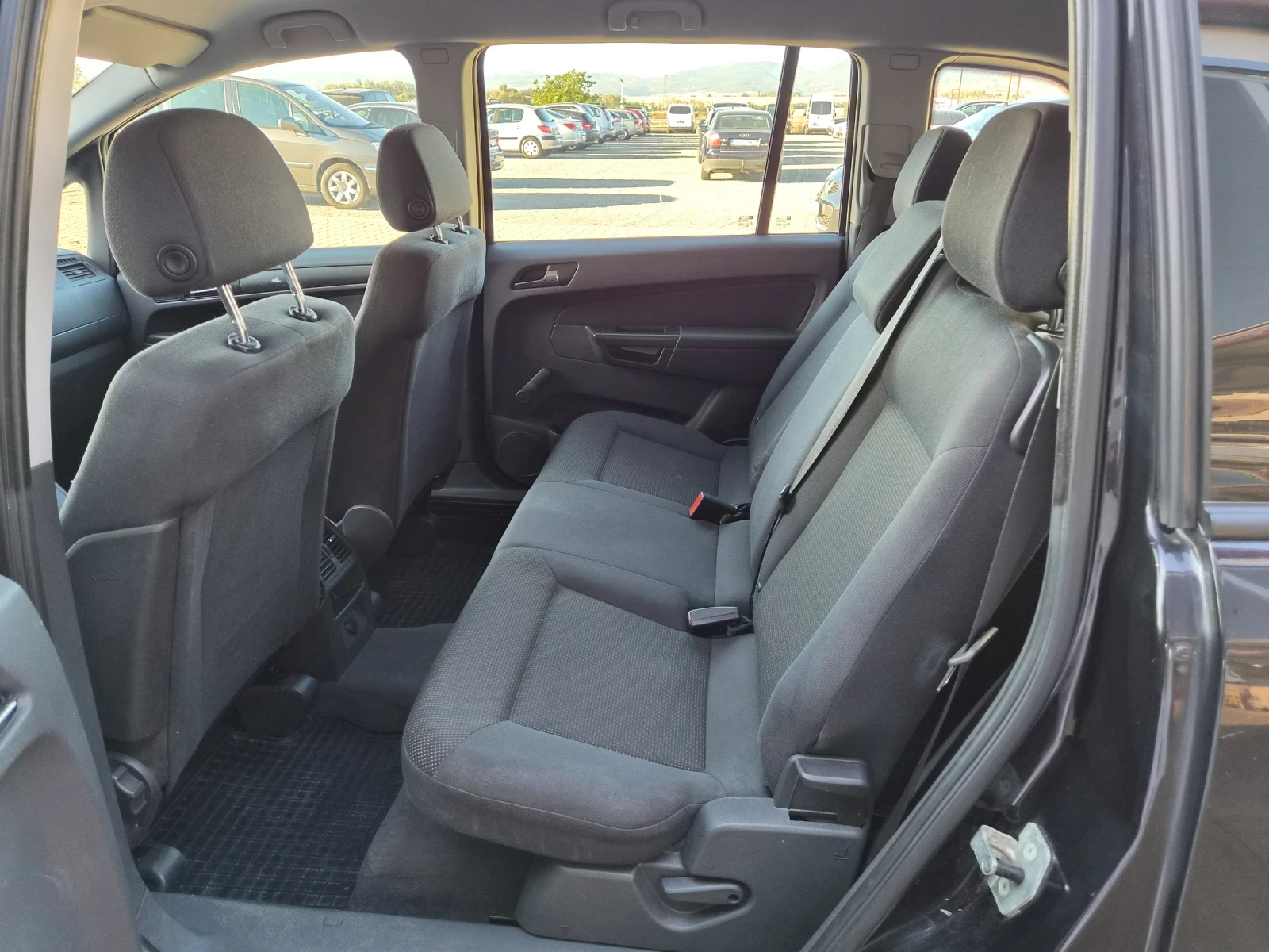 Opel Zafira 1.6i 116�� 7����� 2011������ ���� 5 | Mobile.bg � ����������� 16