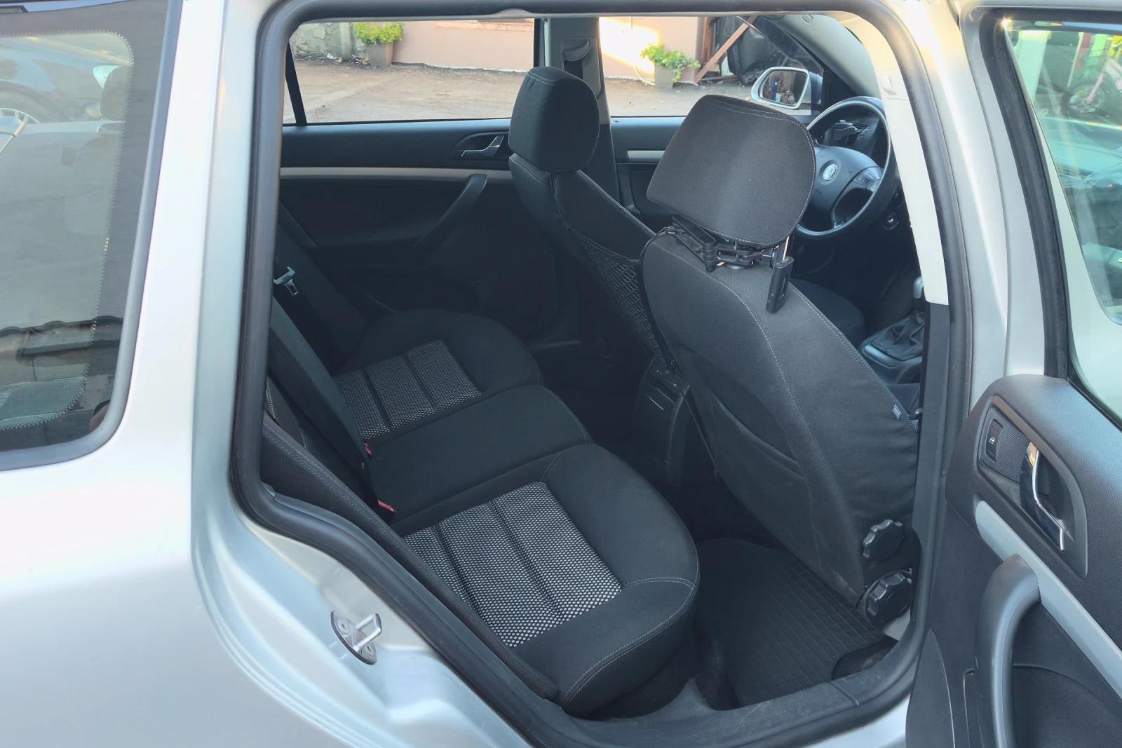 Skoda Octavia SCOUT, снимка 14 - Автомобили и джипове - 56363493