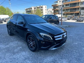     Mercedes-Benz GLA 250  44