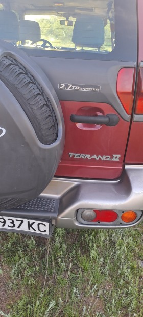 Nissan Terrano 2.7D автоматик, снимка 12 - Автомобили и джипове - 45865771