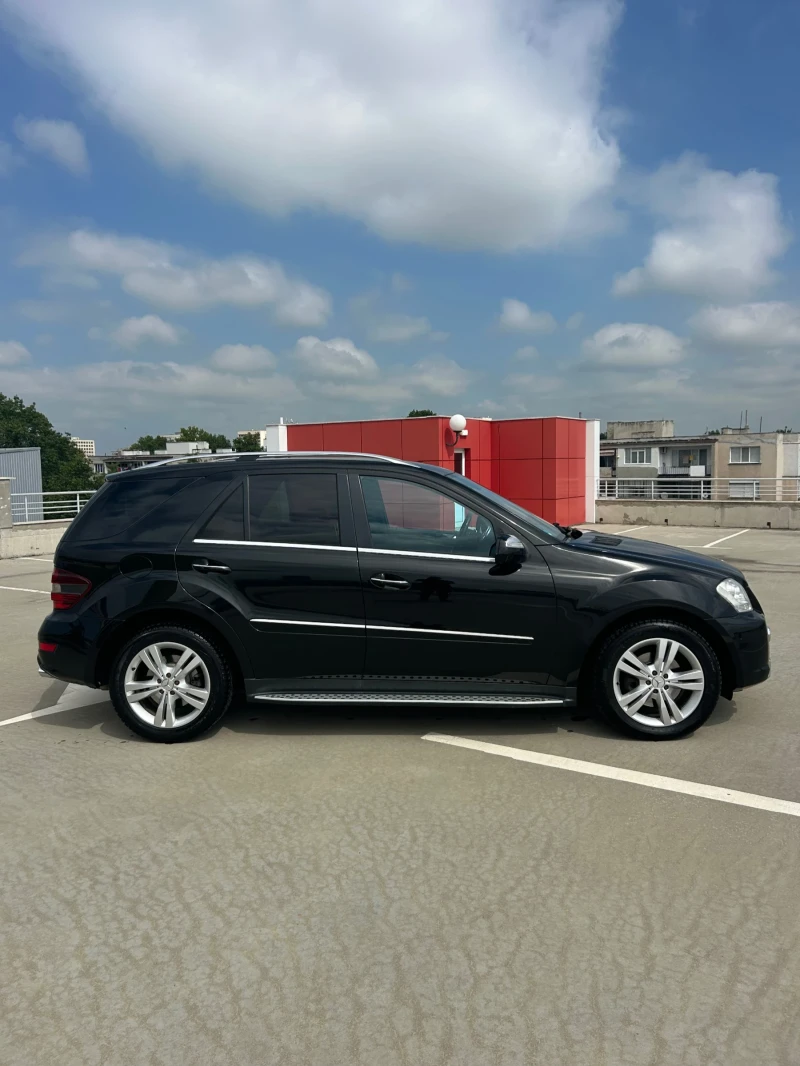 Mercedes-Benz ML 320 FACE // AMG  PACK , снимка 2 - Автомобили и джипове - 48312432