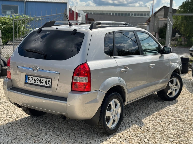 Hyundai Tucson 2.0CRDi 4x4, снимка 5 - Автомобили и джипове - 50554329