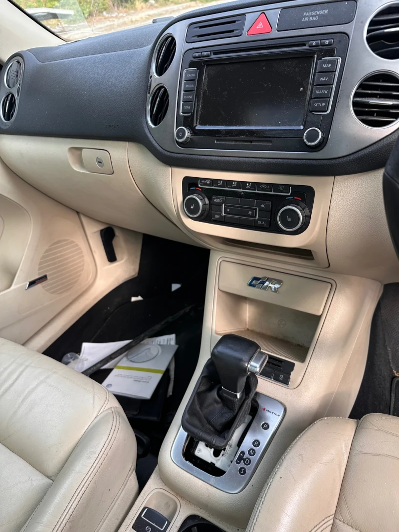 VW Tiguan 2.0tsi dsg, снимка 8 - Автомобили и джипове - 51899810