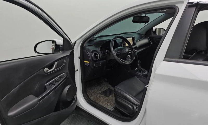 Hyundai Kona, снимка 10 - Автомобили и джипове - 51888619