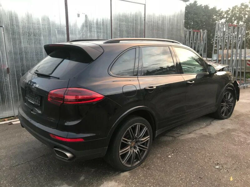 Porsche Cayenne 4.2-3.0 tdi, снимка 1 - Автомобили и джипове - 47007618