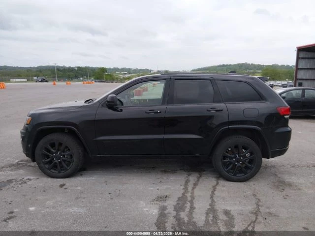 Jeep Grand cherokee Altitude 4x4, снимка 14 - Автомобили и джипове - 54702190