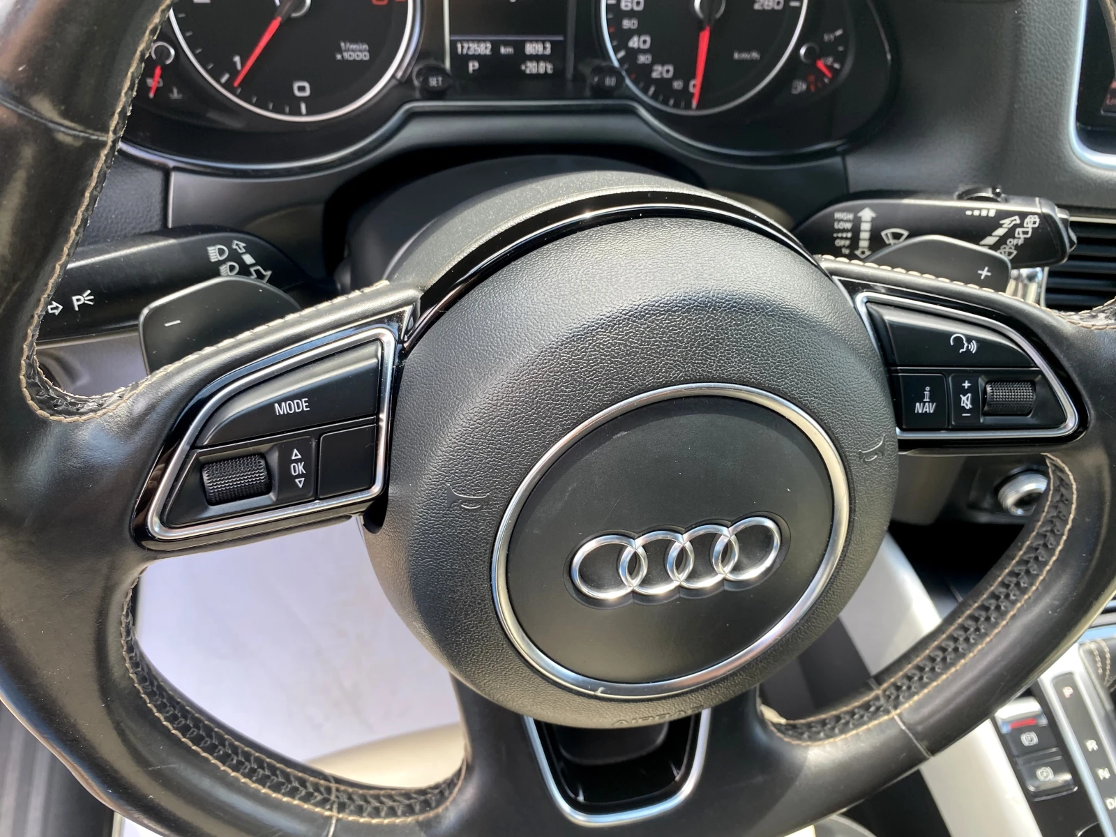 Audi Q5 2.0TDI 177к.с -Exclusive-Топ състояние - изображение 10