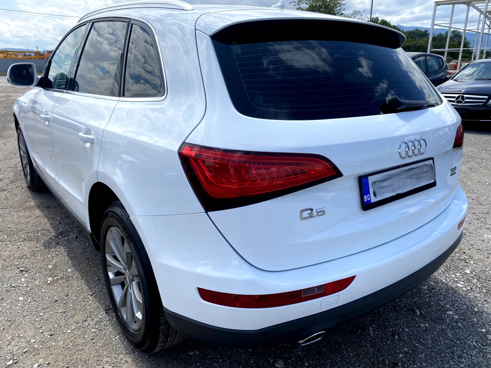 Audi Q5 2.0TDI 177к.с -Exclusive-Топ състояние - изображение 3