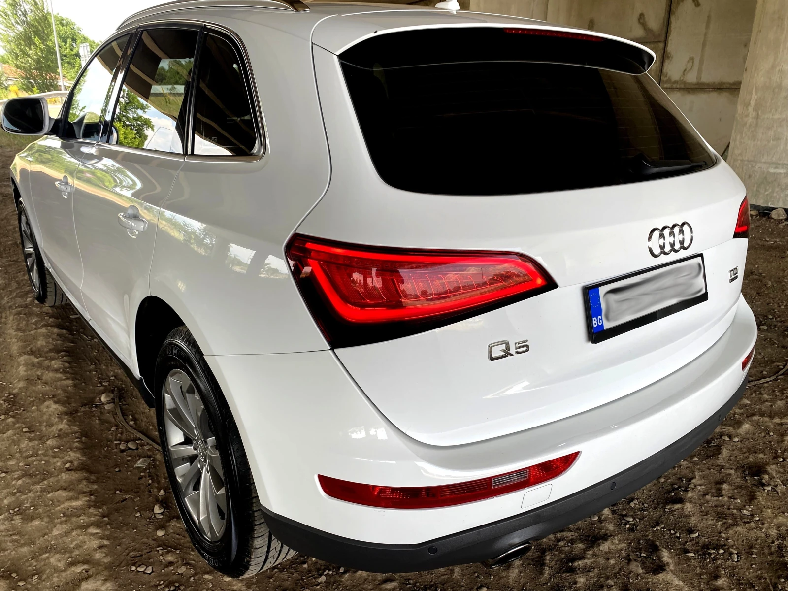 Audi Q5 2.0TDI 177к.с -Exclusive-Топ състояние - изображение 3