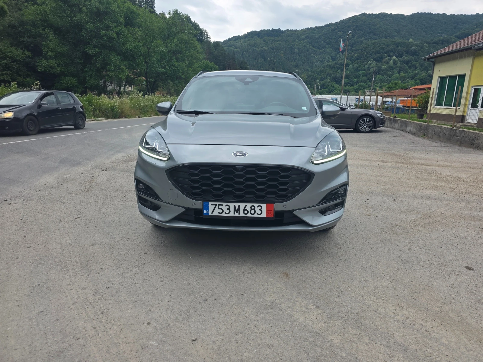 Ford Kuga 2.5 ST LINE - изображение 2