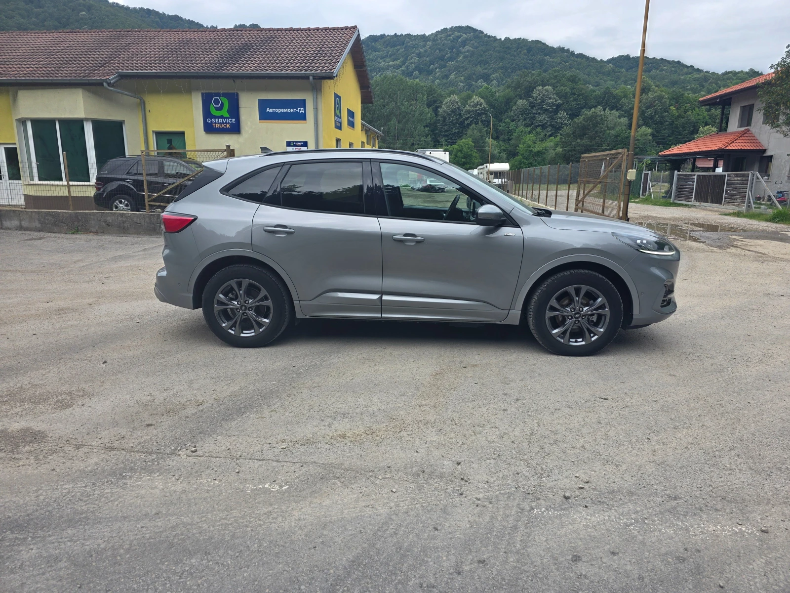 Ford Kuga 2.5 ST LINE - изображение 5