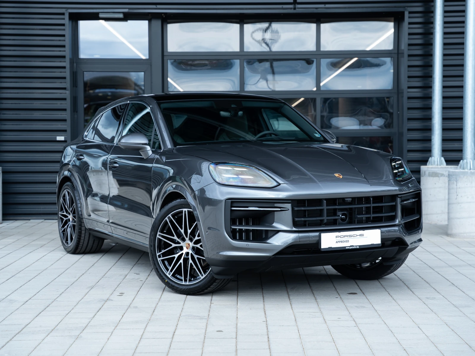 Porsche Cayenne Coupe - изображение 3