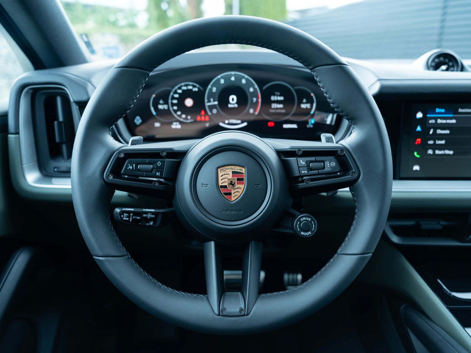 Porsche Cayenne Coupe - изображение 10