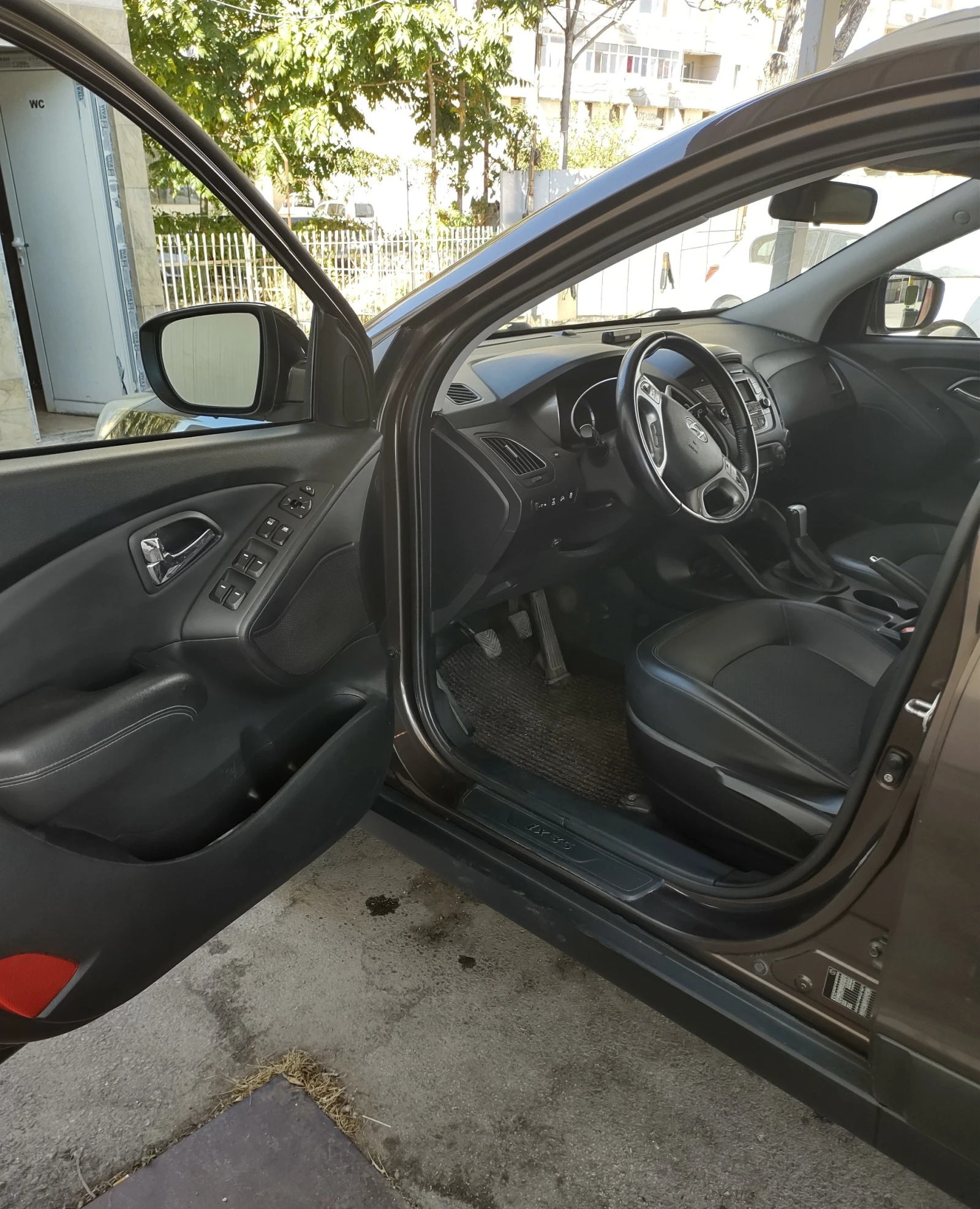 Hyundai IX35, снимка 5 - Автомобили и джипове - 53809230