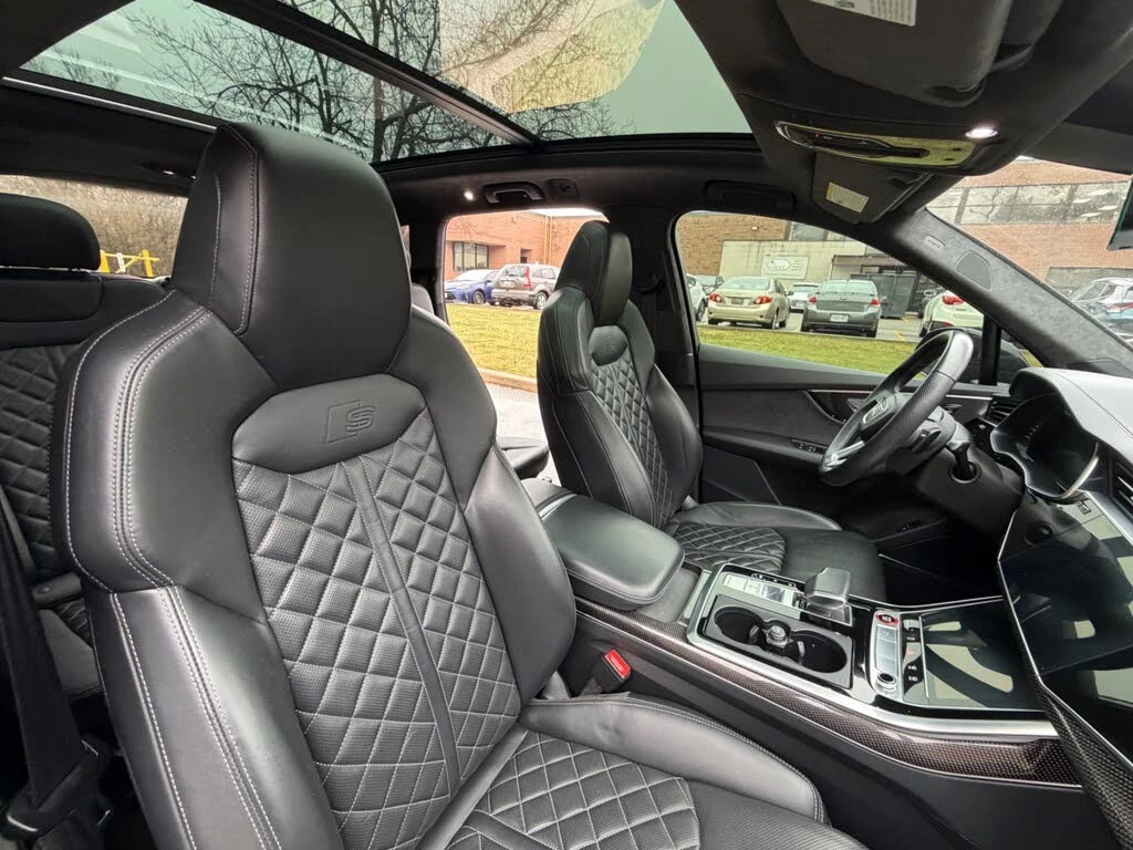 Audi SQ7 QUATTRO* DISTRONIC* ОБДУХВАНЕ* 360* КАМЕРИ* ПАНО* , снимка 13 - Автомобили и джипове - 54445971