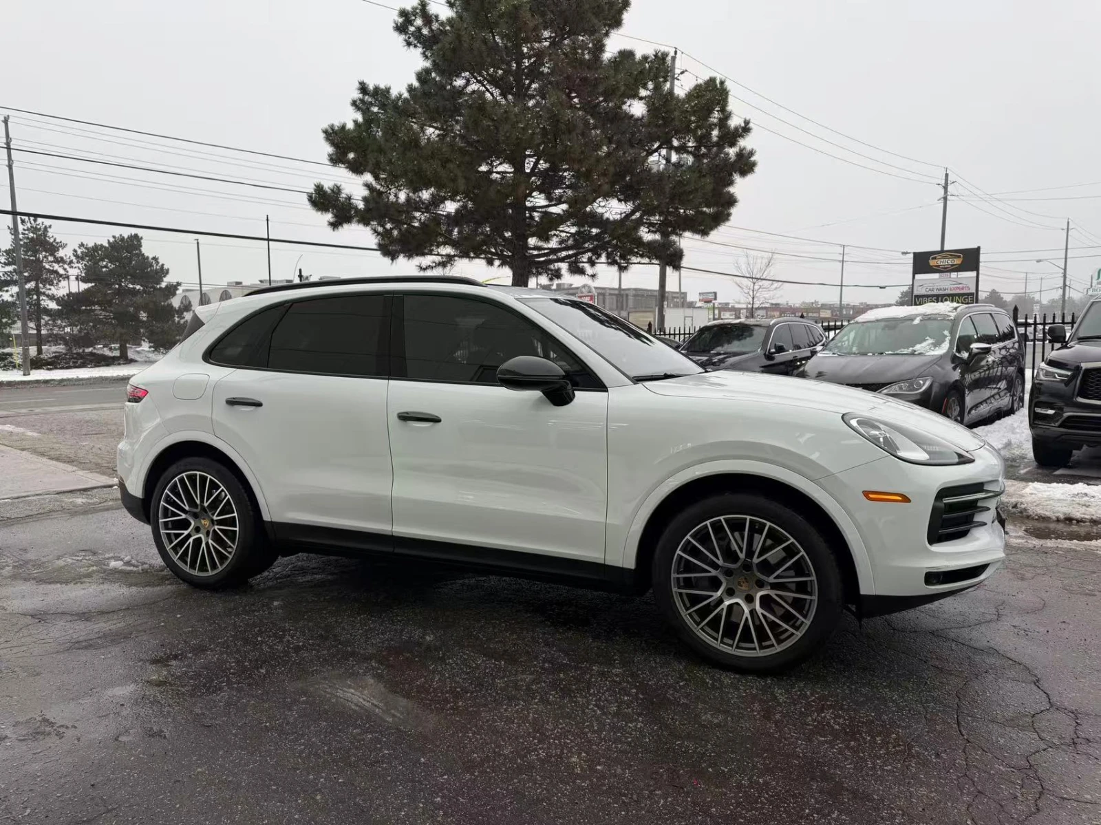Porsche Cayenne * * CARFAX * * АВТО КРЕДИТ * * Цена до БГ * * , снимка 4 - Автомобили и джипове - 54529027