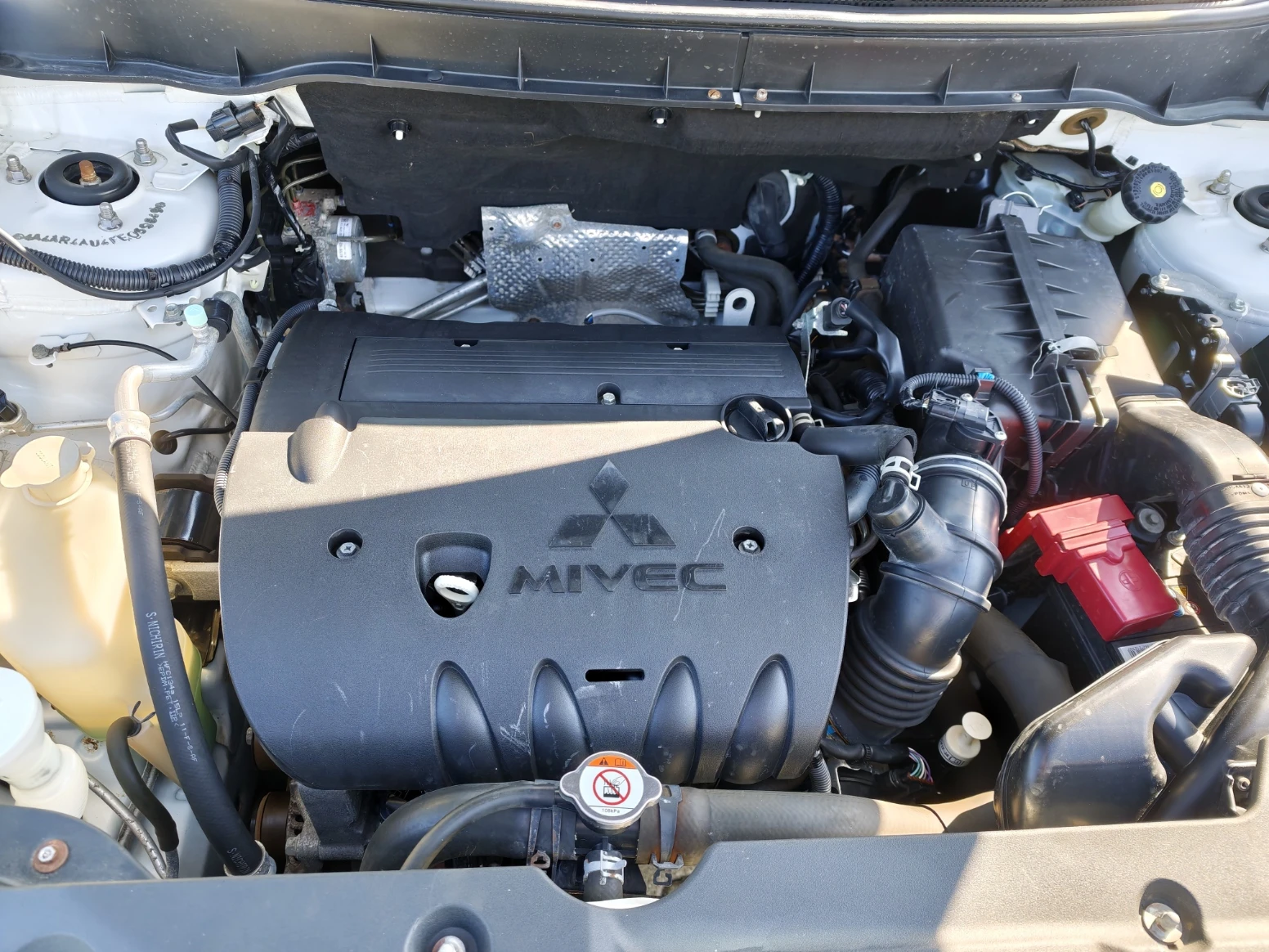 Mitsubishi ASX 4х4, снимка 12 - Автомобили и джипове - 54983304