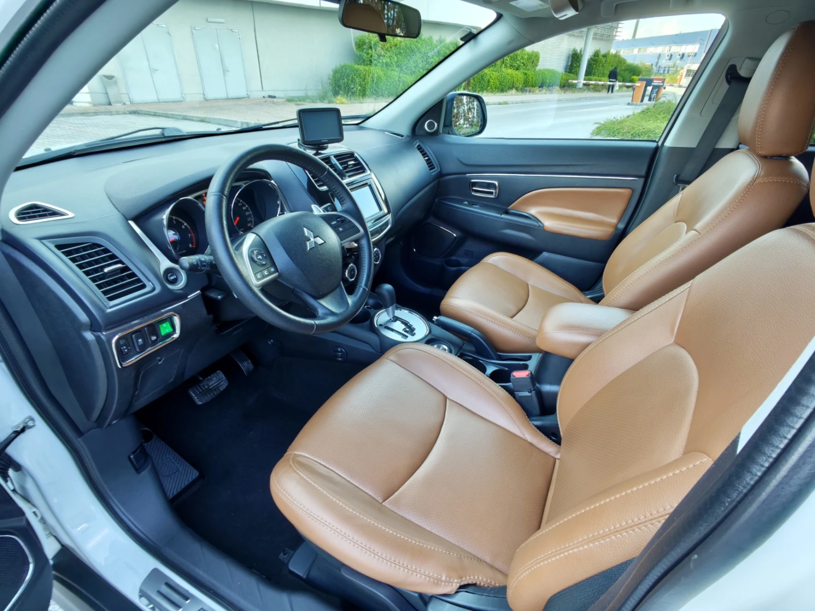 Mitsubishi ASX 4х4, снимка 6 - Автомобили и джипове - 54983304