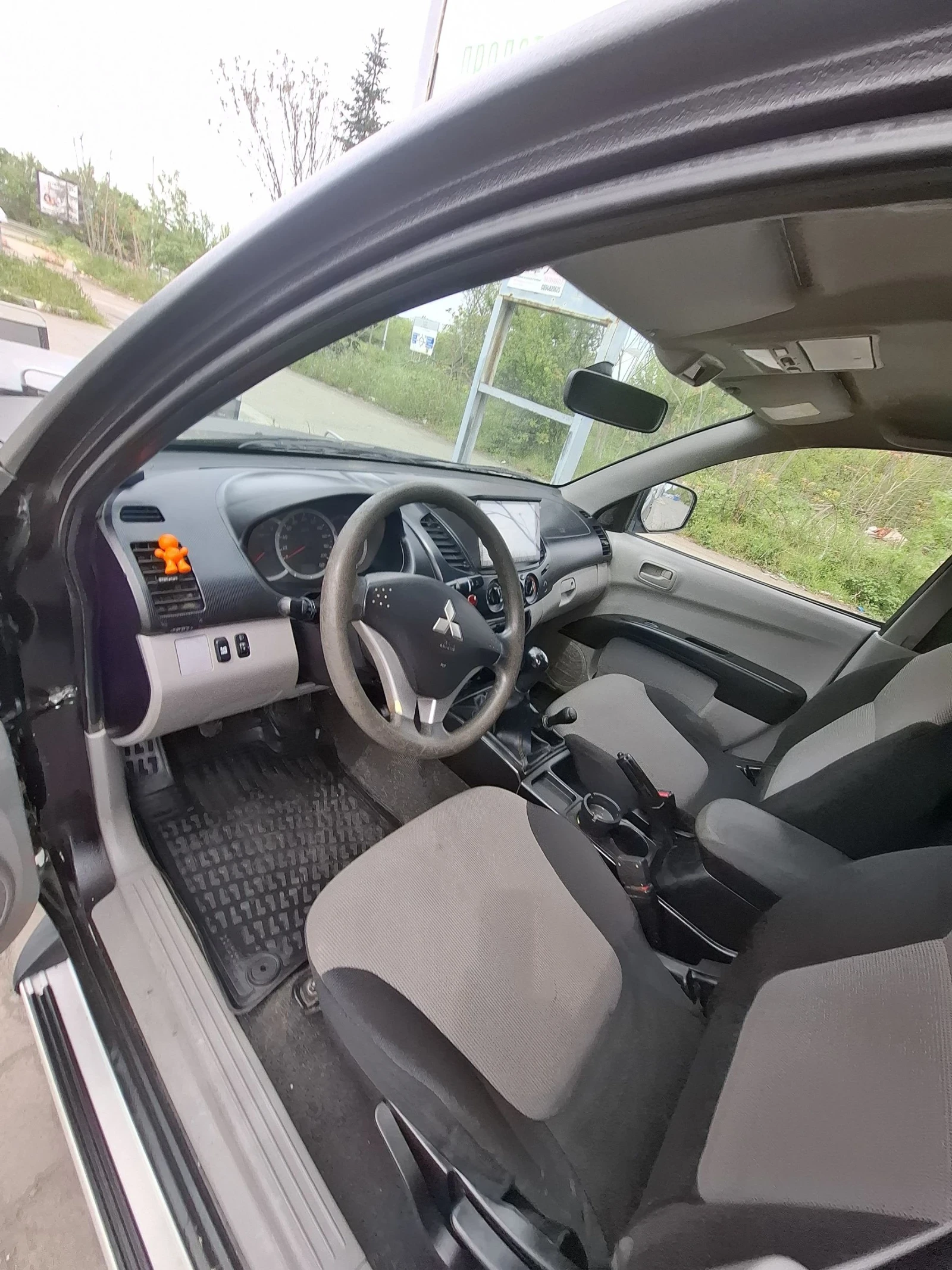 Mitsubishi L200, снимка 8 - Автомобили и джипове - 55453223